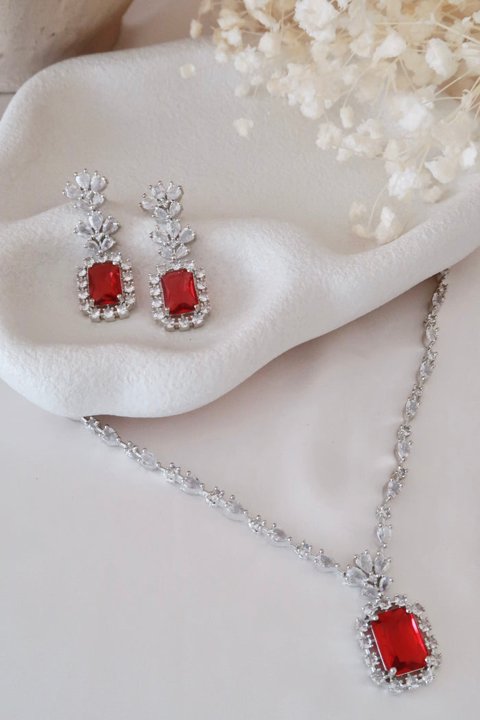 Noorani Necklace Set (Ruby Red)