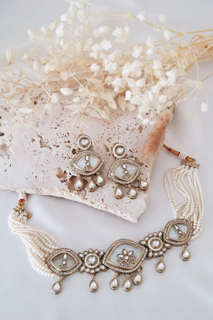 Kanira Choker Set
