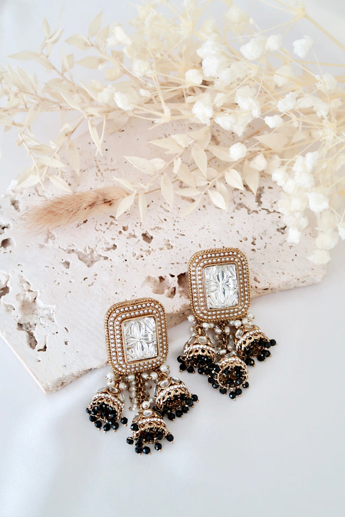 Luma Earrings (Black)