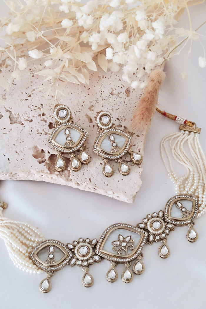 Kanira Choker Set