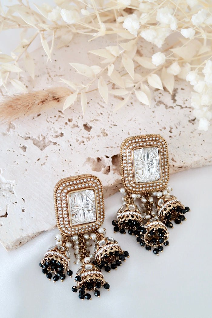 Luma Earrings (Black)