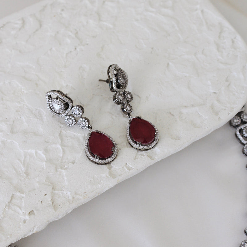 Effat Necklace Set (Ruby Red)