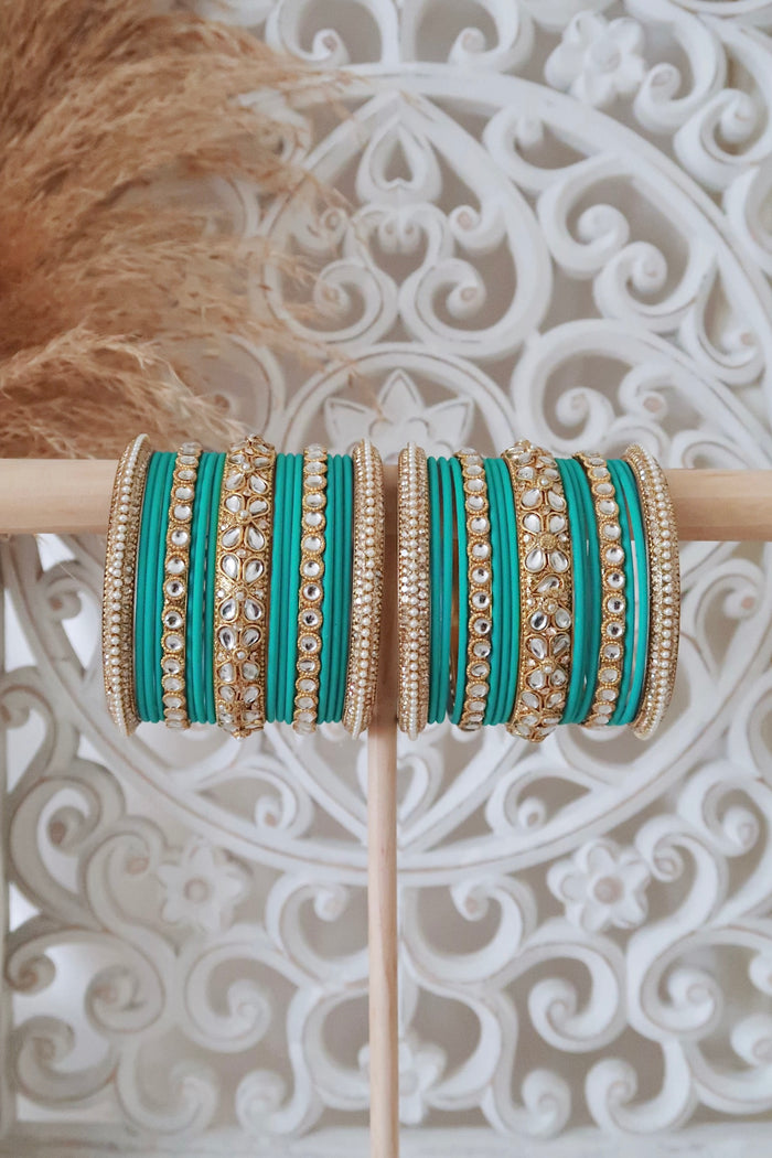 Kundan Bangle Set (Aqua)