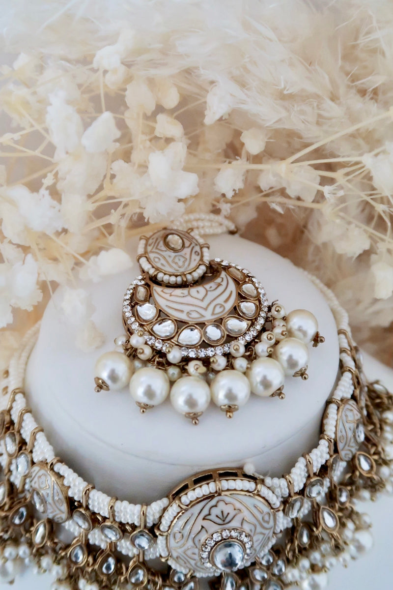 Roohani Choker Set