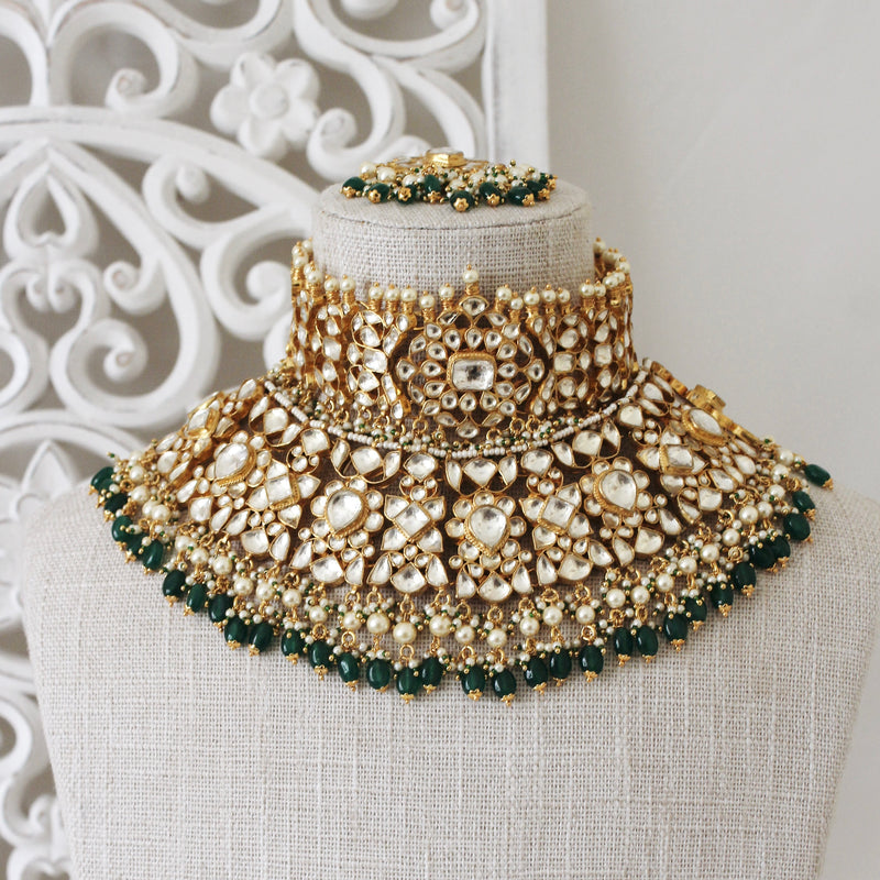 Akshara Kundan Bridal Set (Emerald)
