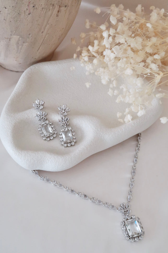 Noorani Necklace Set (Silver)