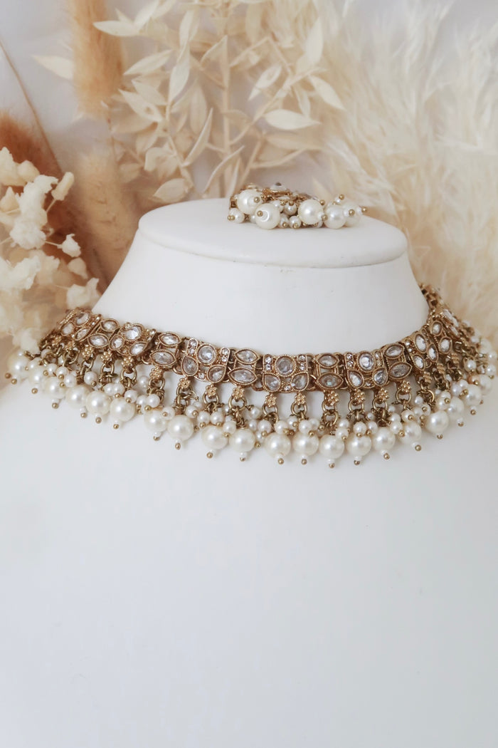 Mehak Choker Set (Gold/Clear)
