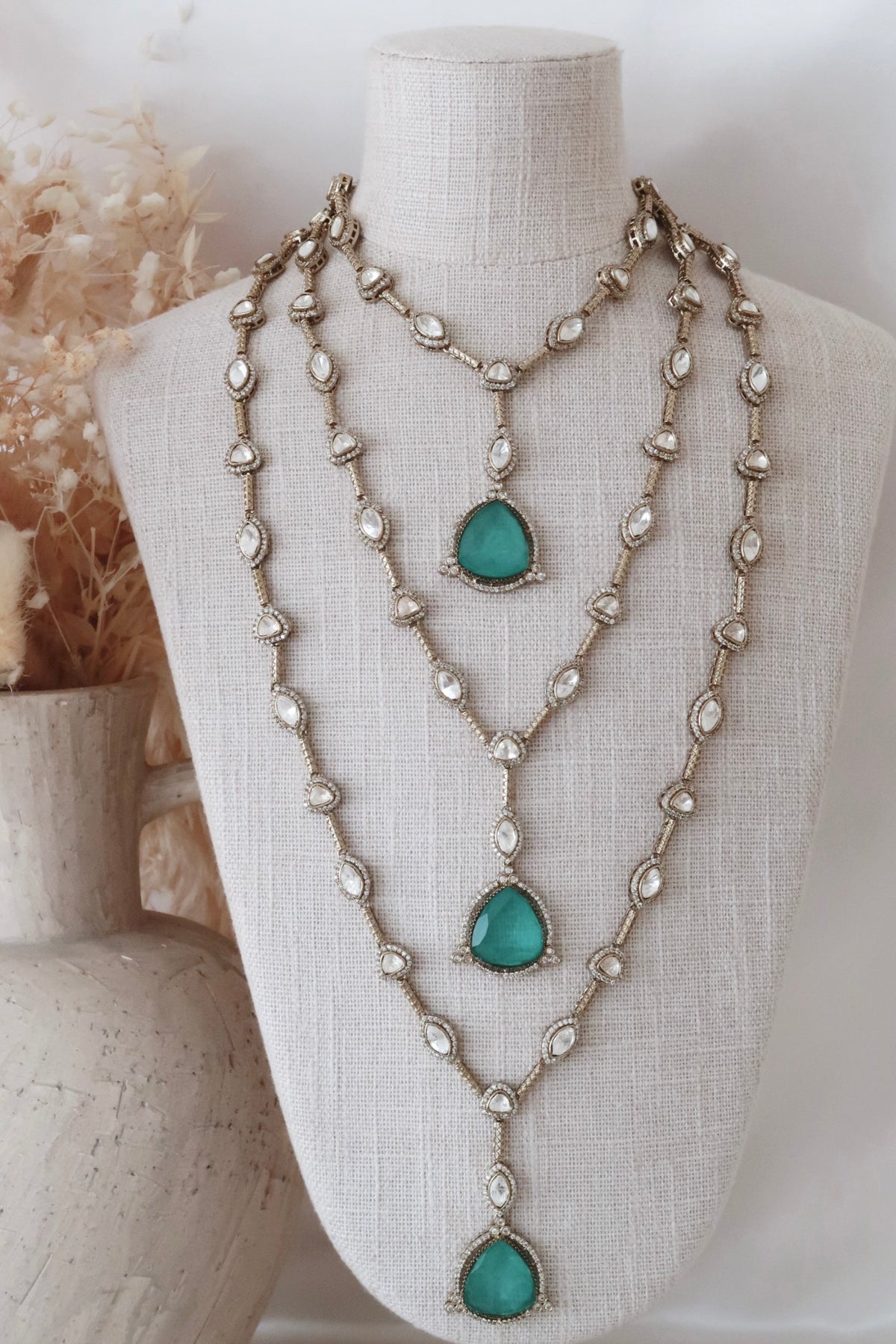 Aeris Kundan Rani Haar Set