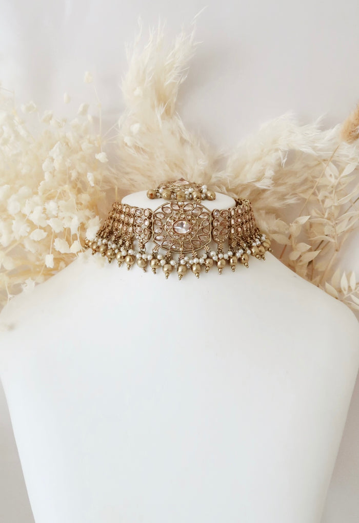 Noor Choker Set
