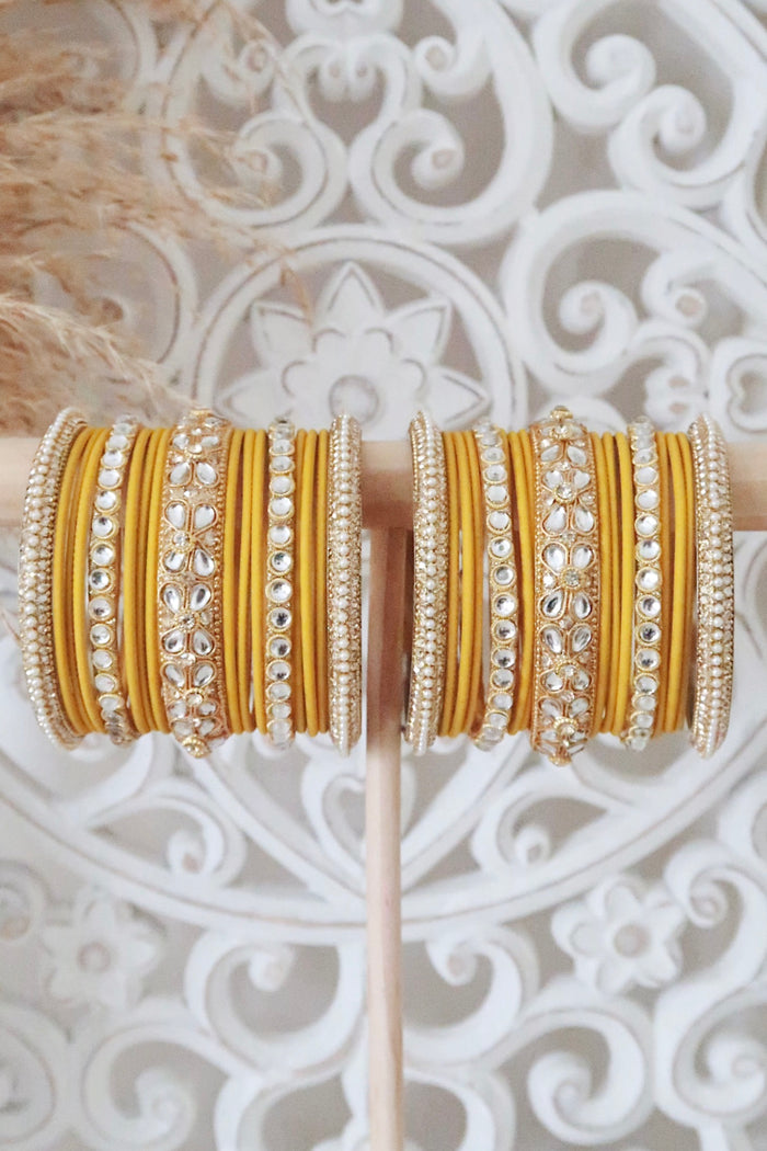 Kundan Bangle Set (Yellow)