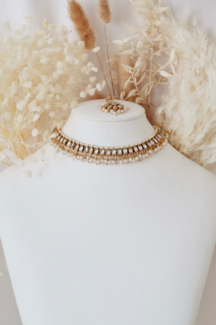 Nysa Choker Set