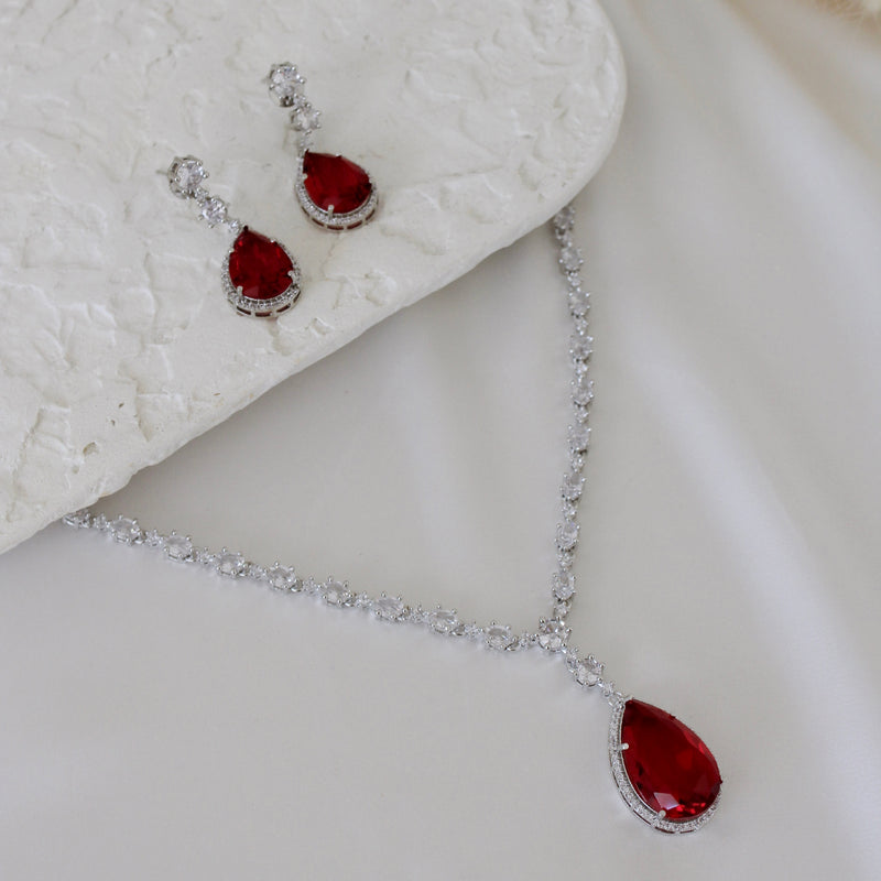 Ela Necklace Set (Ruby Red)