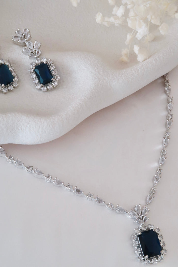 Noorani Necklace Set (Navy)