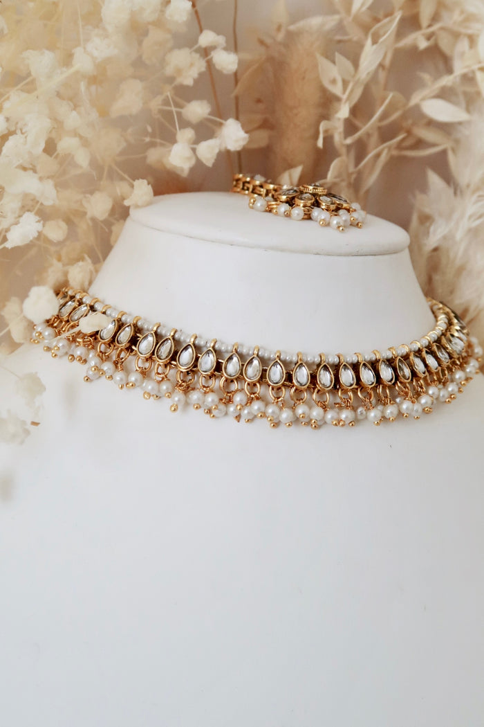 Nysa Choker Set