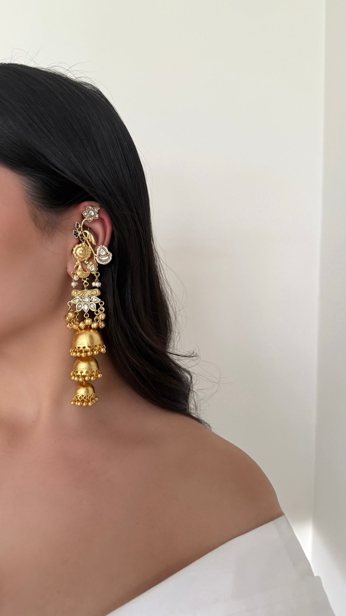 Aarohi Kundan Earrings (Gold)