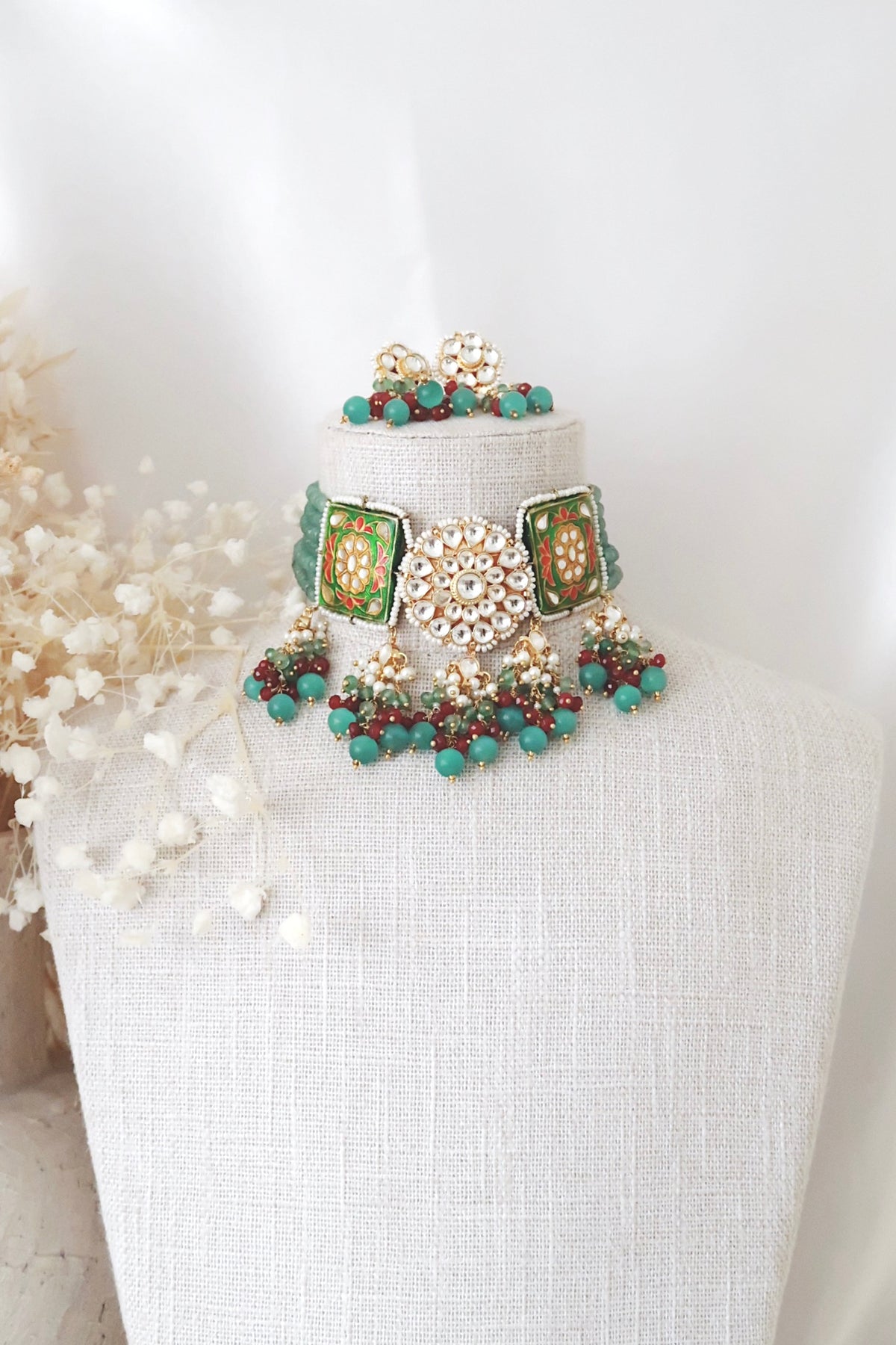 Suhani Kundan Set (Green/Ruby)