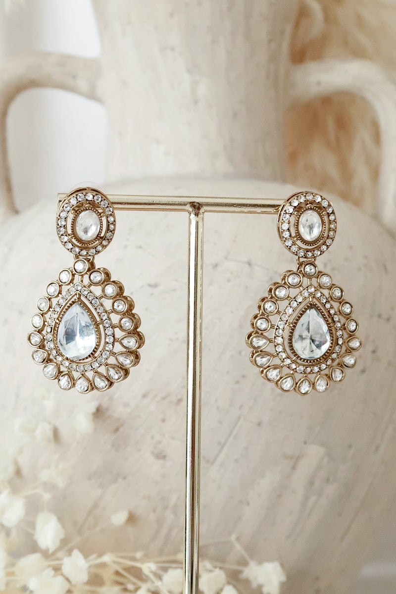 Guneet Necklace Set