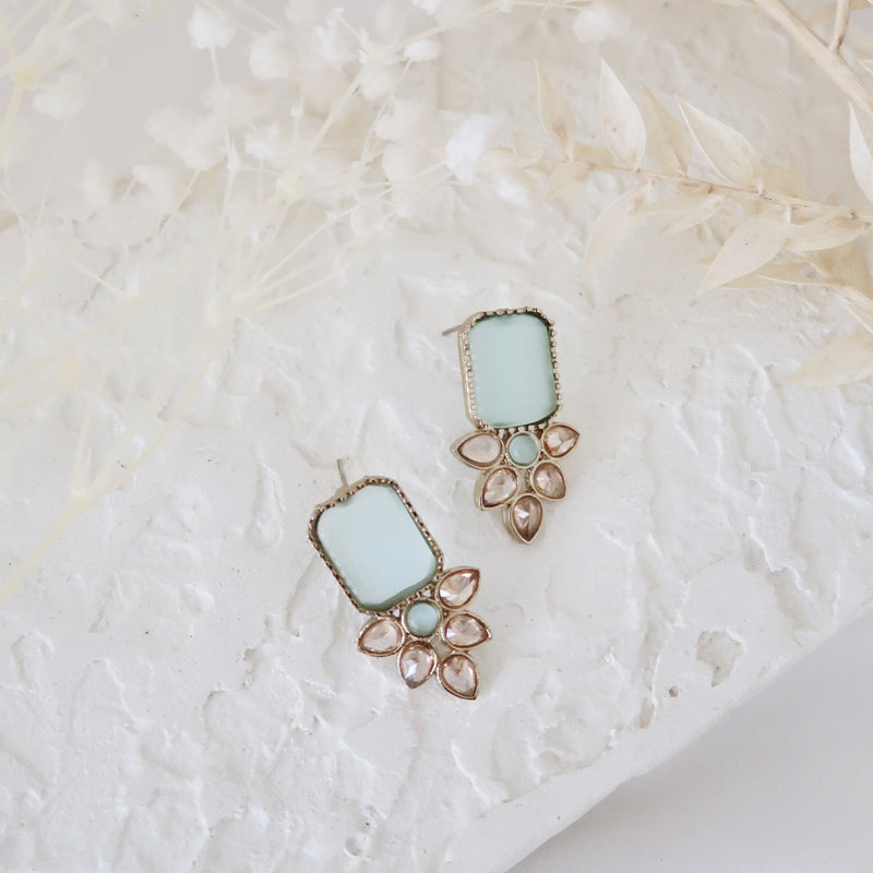 Jasmine Earrings (Light Green)