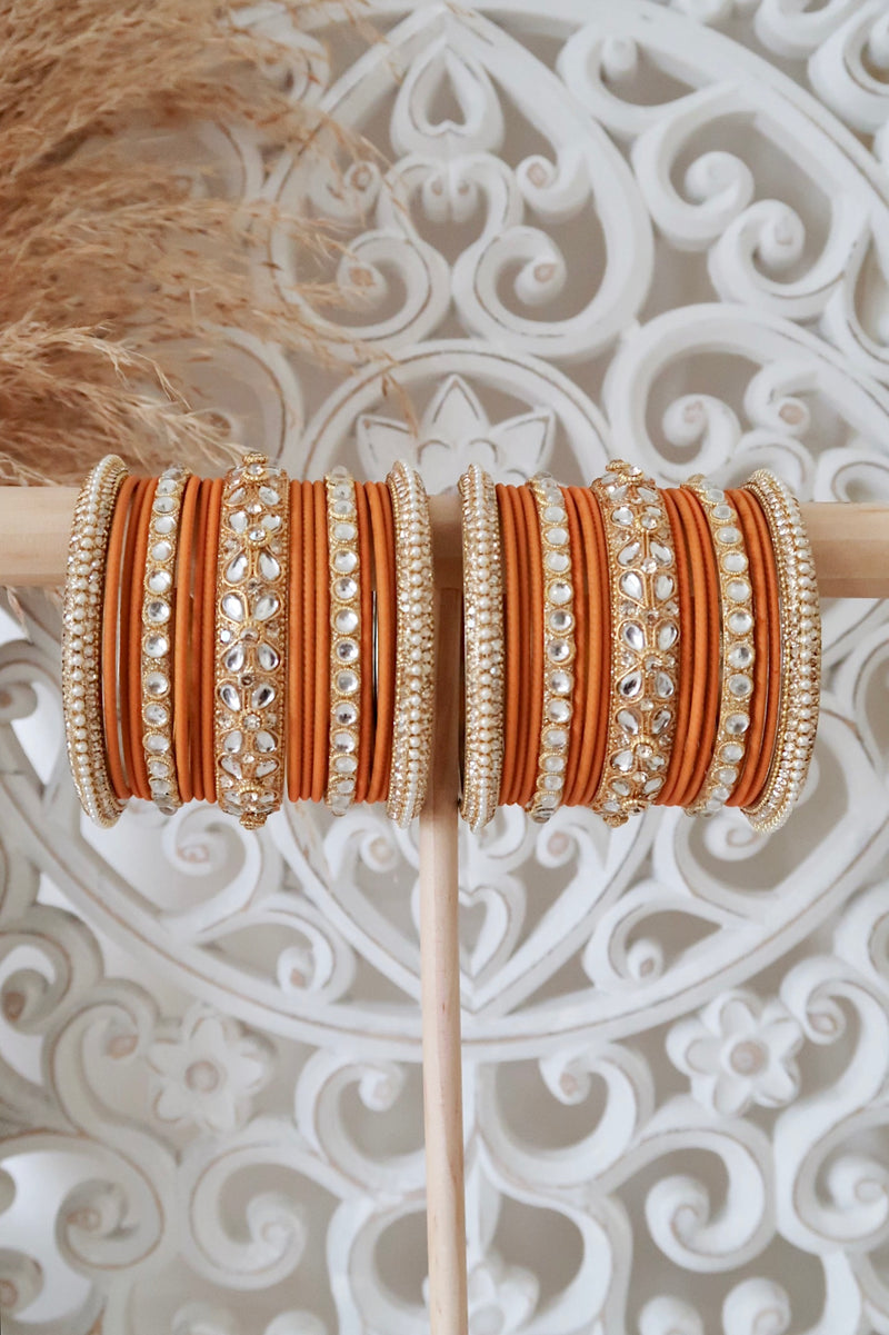 Kundan Bangle Set (Orange)