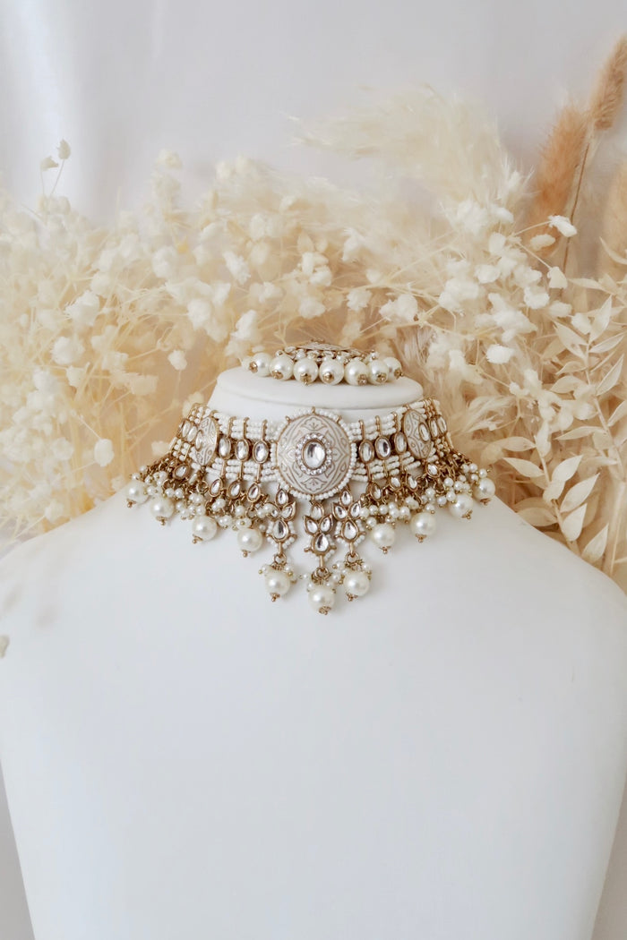 Roohani Choker Set
