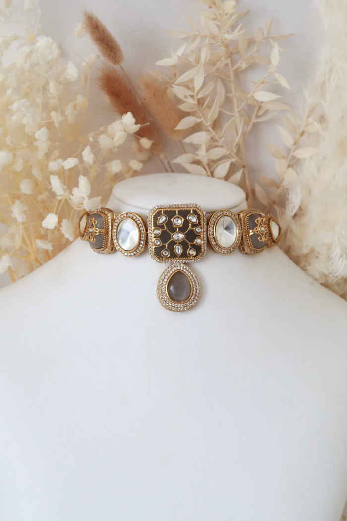 Rivaah Choker Set (Grey)