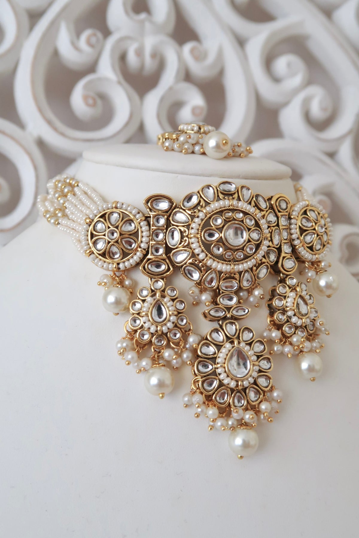 Gulzaar Choker Set (Gold)