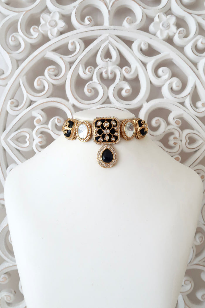 Rivaah Choker Set (Navy)