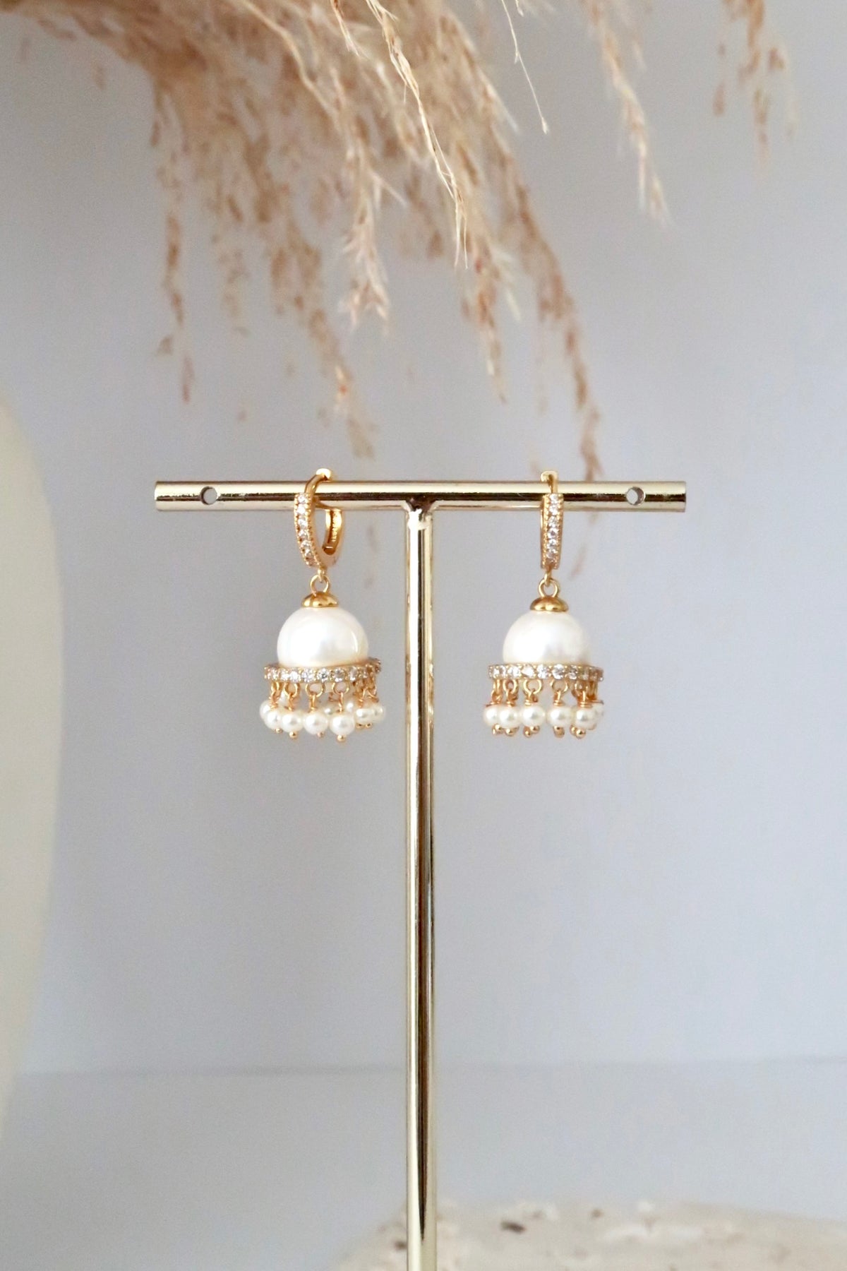 Elara Jhumka