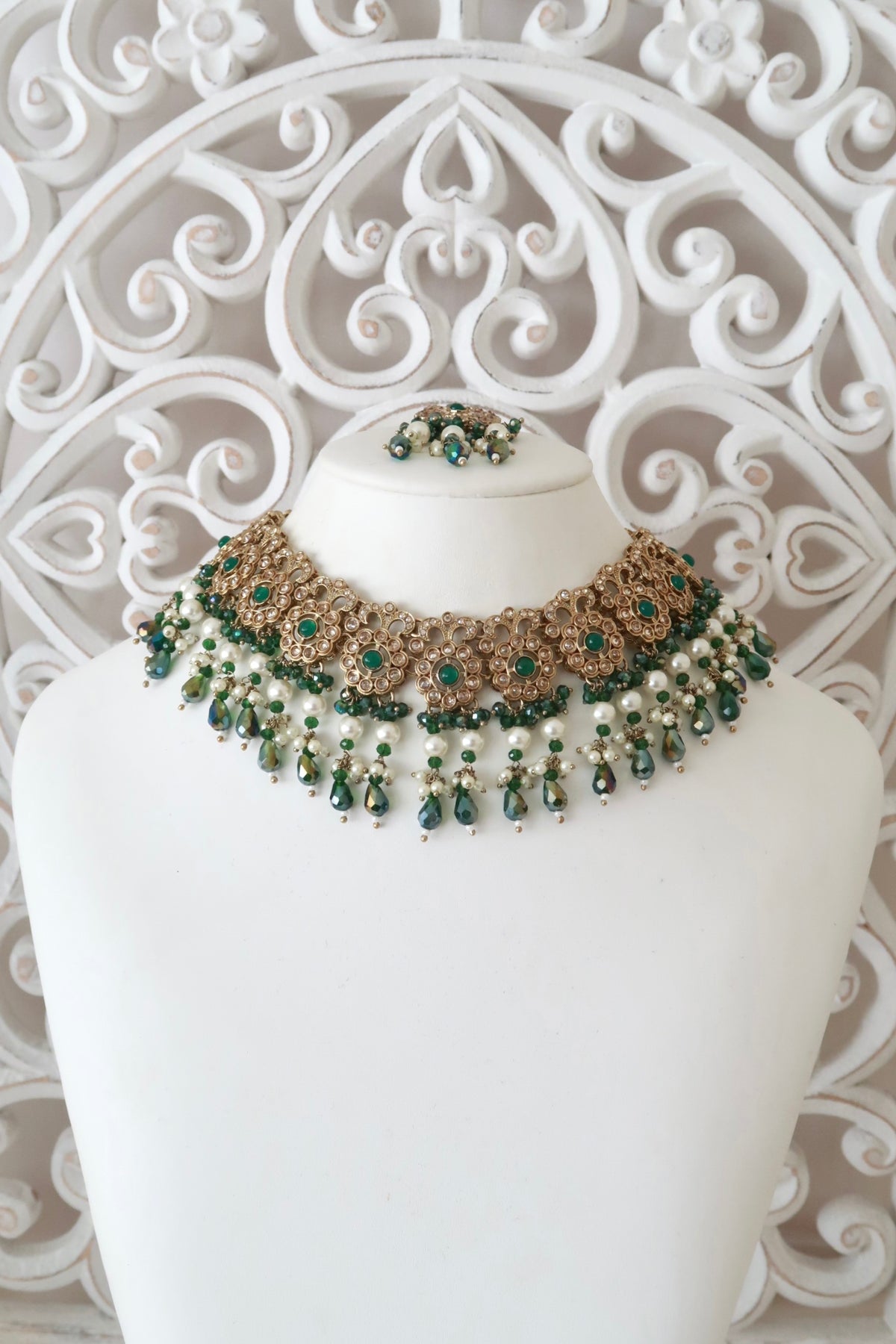 Daneen Necklace Set (Emerald)