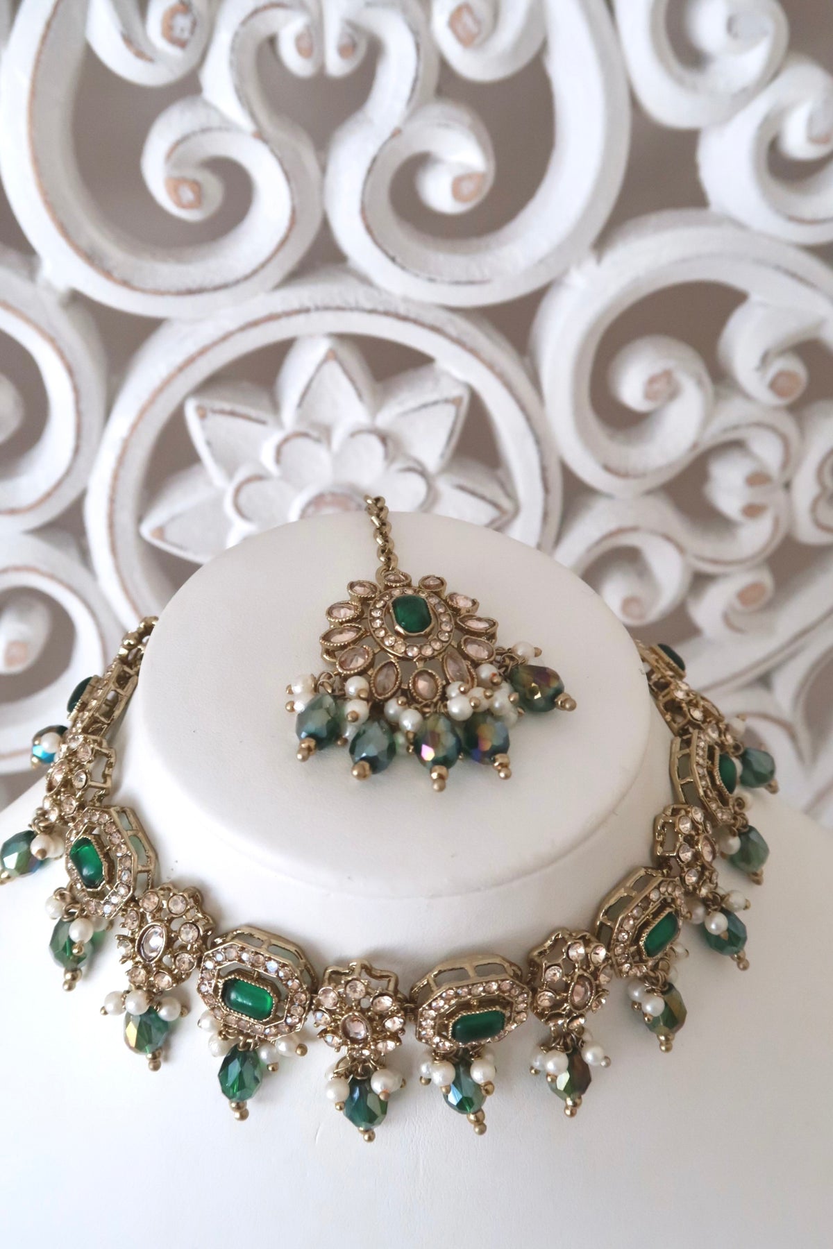 Elara Choker Set (Emerald)