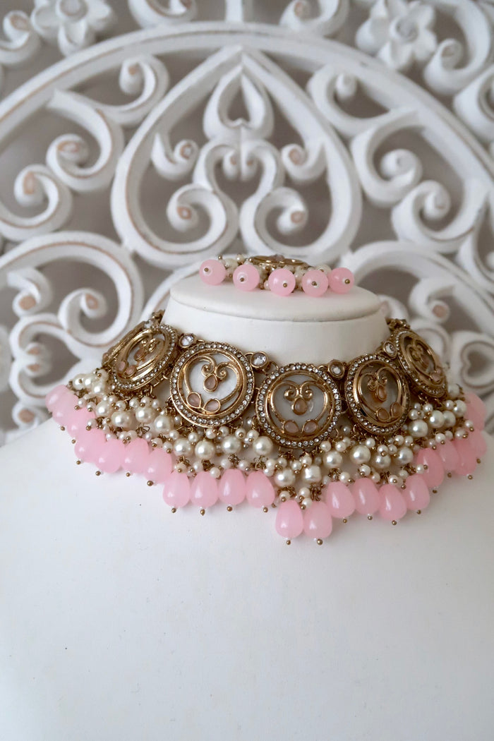 Zariya Necklace Set (Baby Pink)