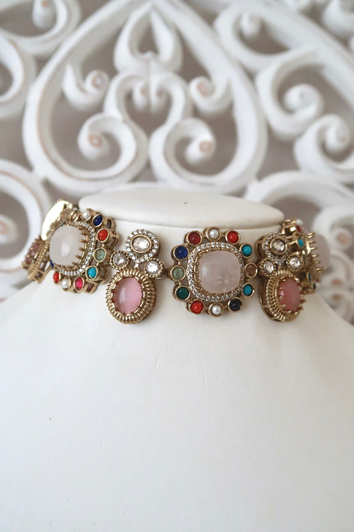Isvara Choker Set (Baby Pink)